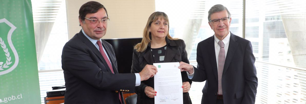 AMSZO Firma Convenio Con Gendarmería De Chile Enfocado En La Prevención, Entrega De Información Y Reinserción Social Y Laboral